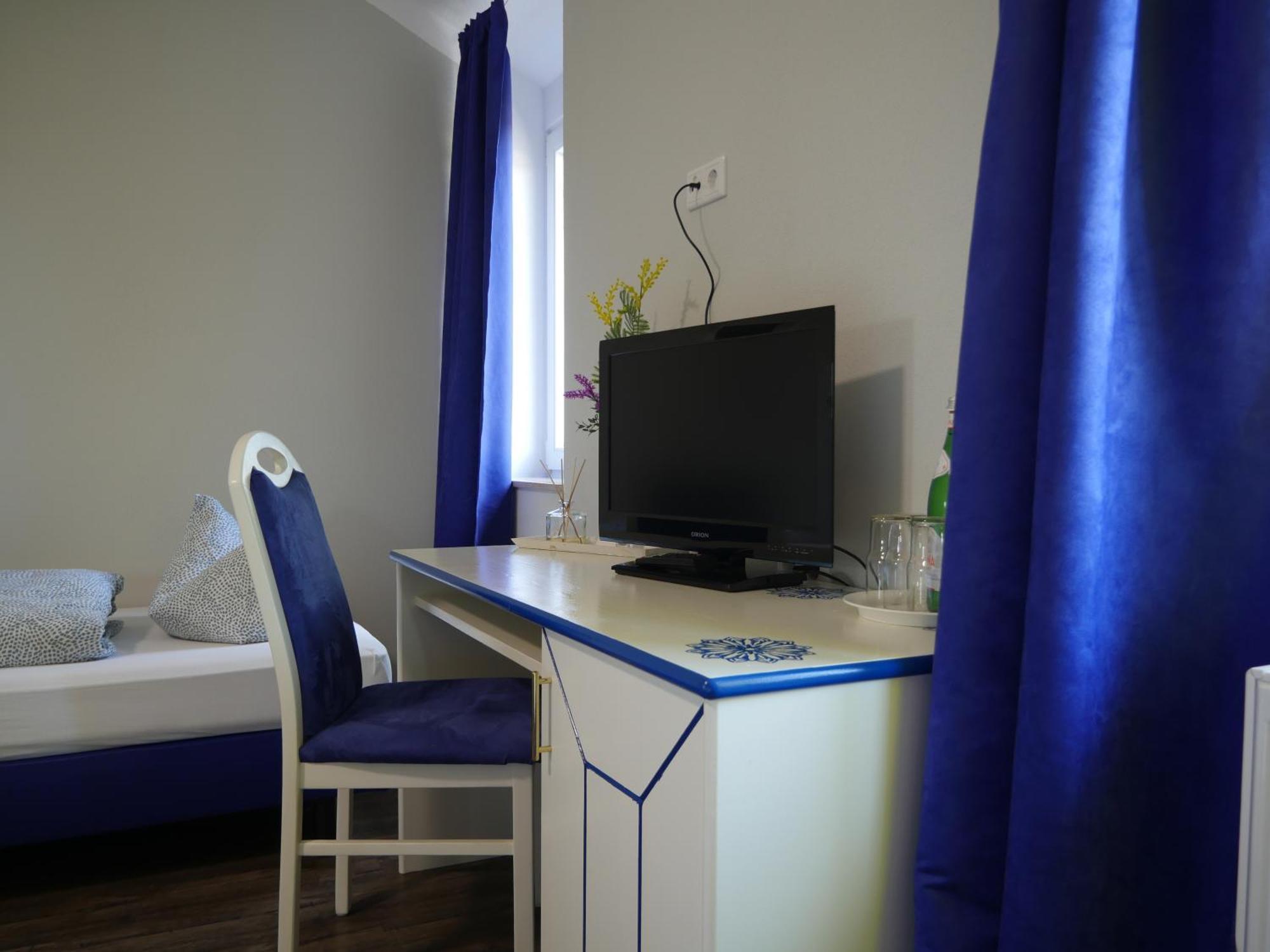 Hotel & Ristorante Positano Radeburg Zewnętrze zdjęcie