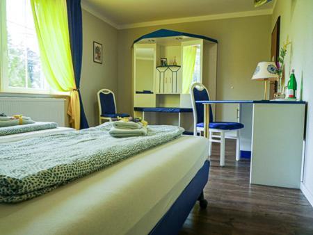 Hotel & Ristorante Positano Radeburg Zewnętrze zdjęcie
